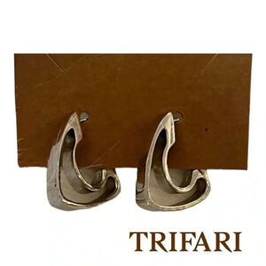 Vintage Crown Trifari Silver Tone Clip-On Earrings Sleek